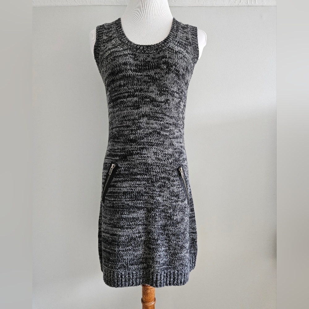 Like, Love | Black and Gray Sleeveless Scoop Neck Mini Dress